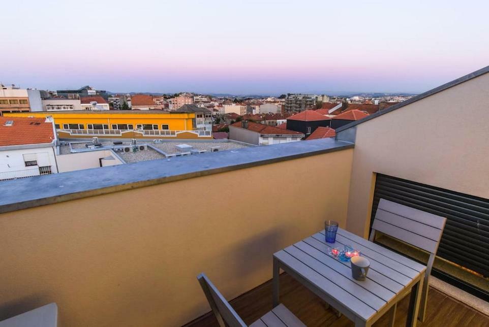 Stylish Duplex Downtown Apartment Porto Buitenkant foto