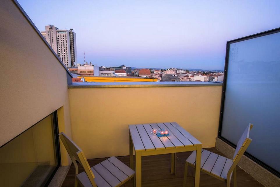 Stylish Duplex Downtown Apartment Porto Buitenkant foto